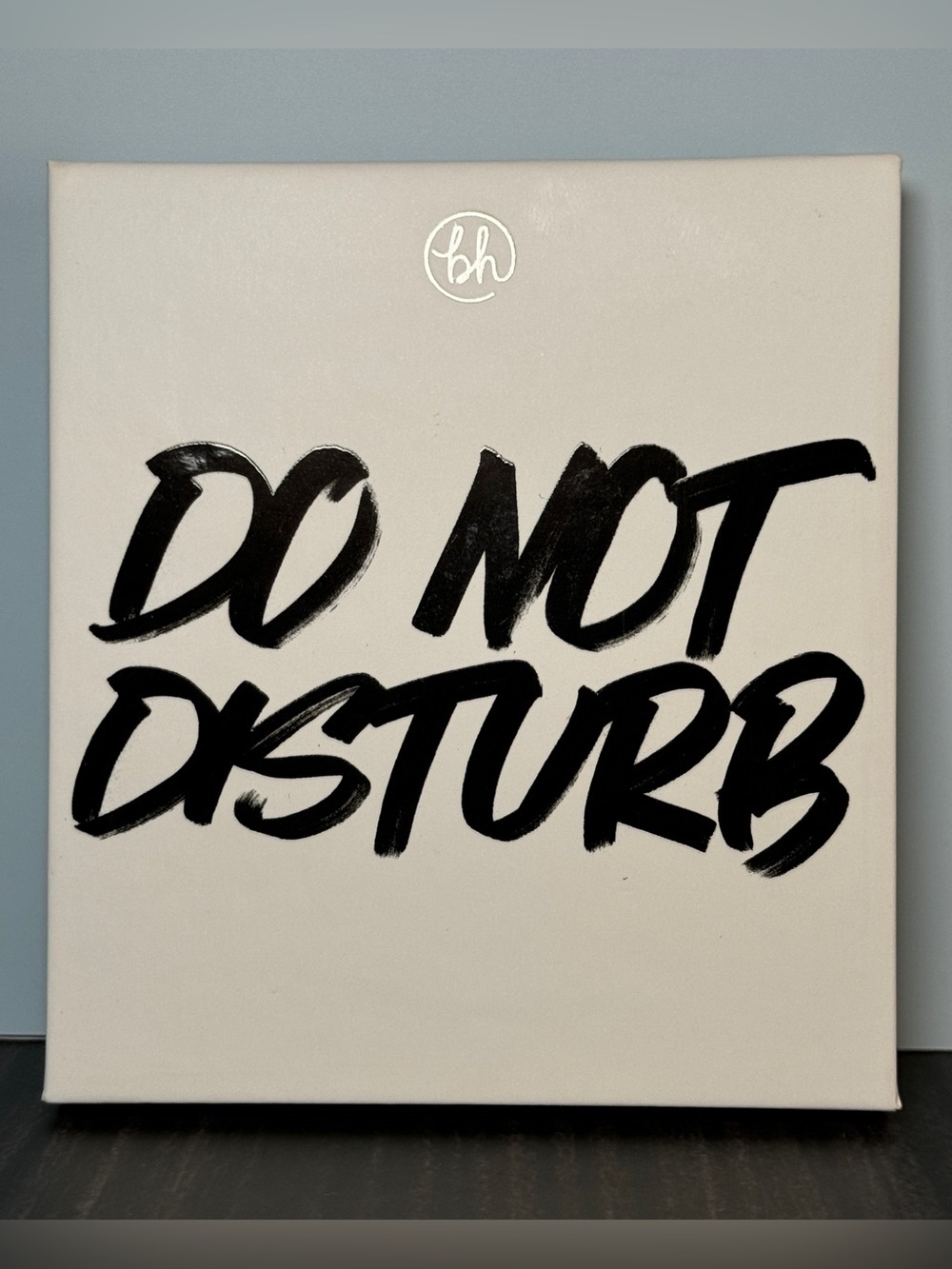 BH COSMETICS Do Not Disturb 9 Color Shadow Palette NEW